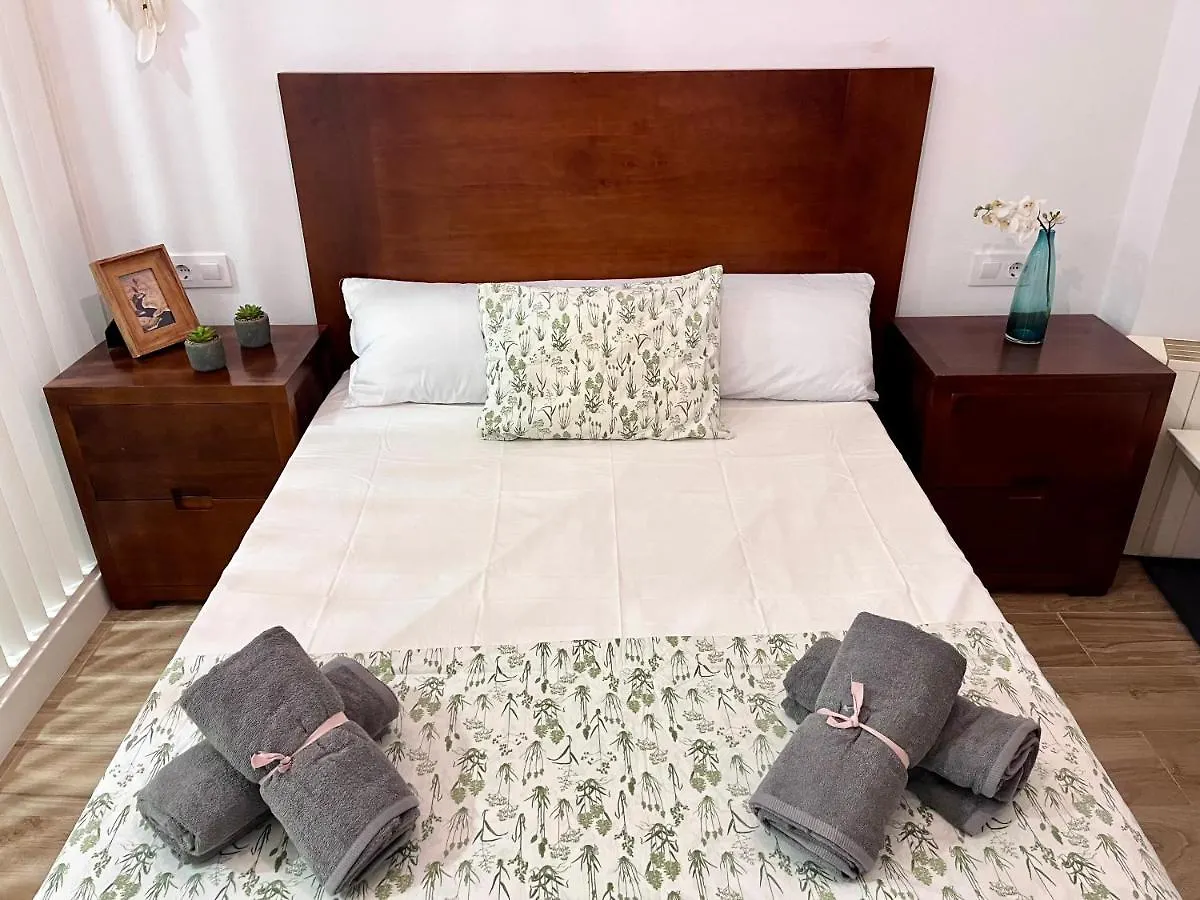 Apartamento Gatu Villa Paraguay , Preferente Mayores 25 Anos Y Familias Cádis