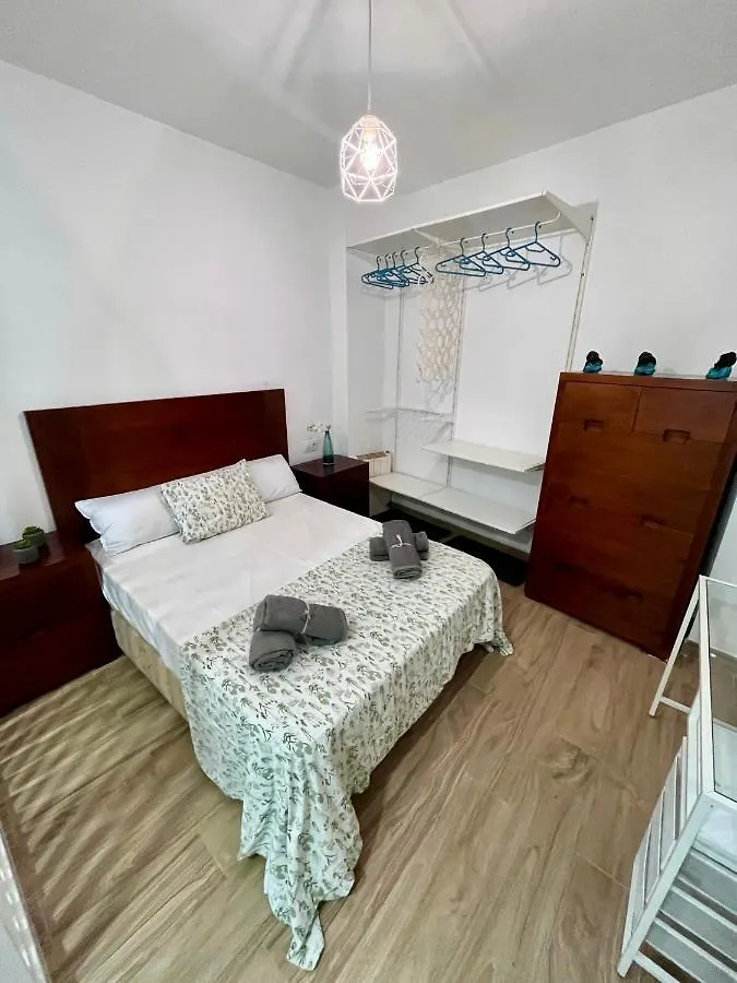 Gatu Villa Paraguay , Preferente Mayores 25 Anos Y Familias Cádis Apartamento